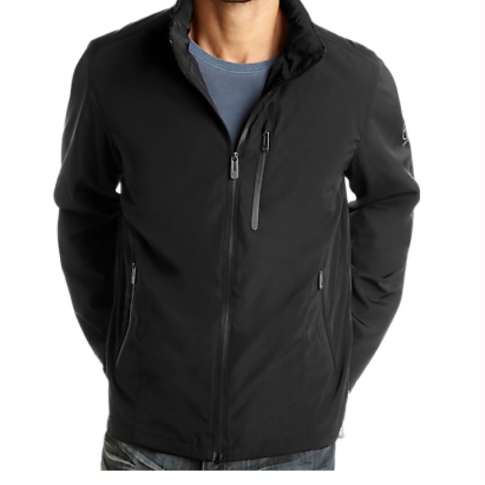 Tumi T Tech Lightweight Packable Hood Full Zip Windbreaker Jacket Black Small